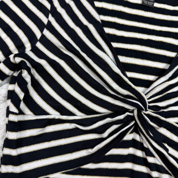 INC International Concepts Black and White Tie Front Blouse - Picture 3 of 6